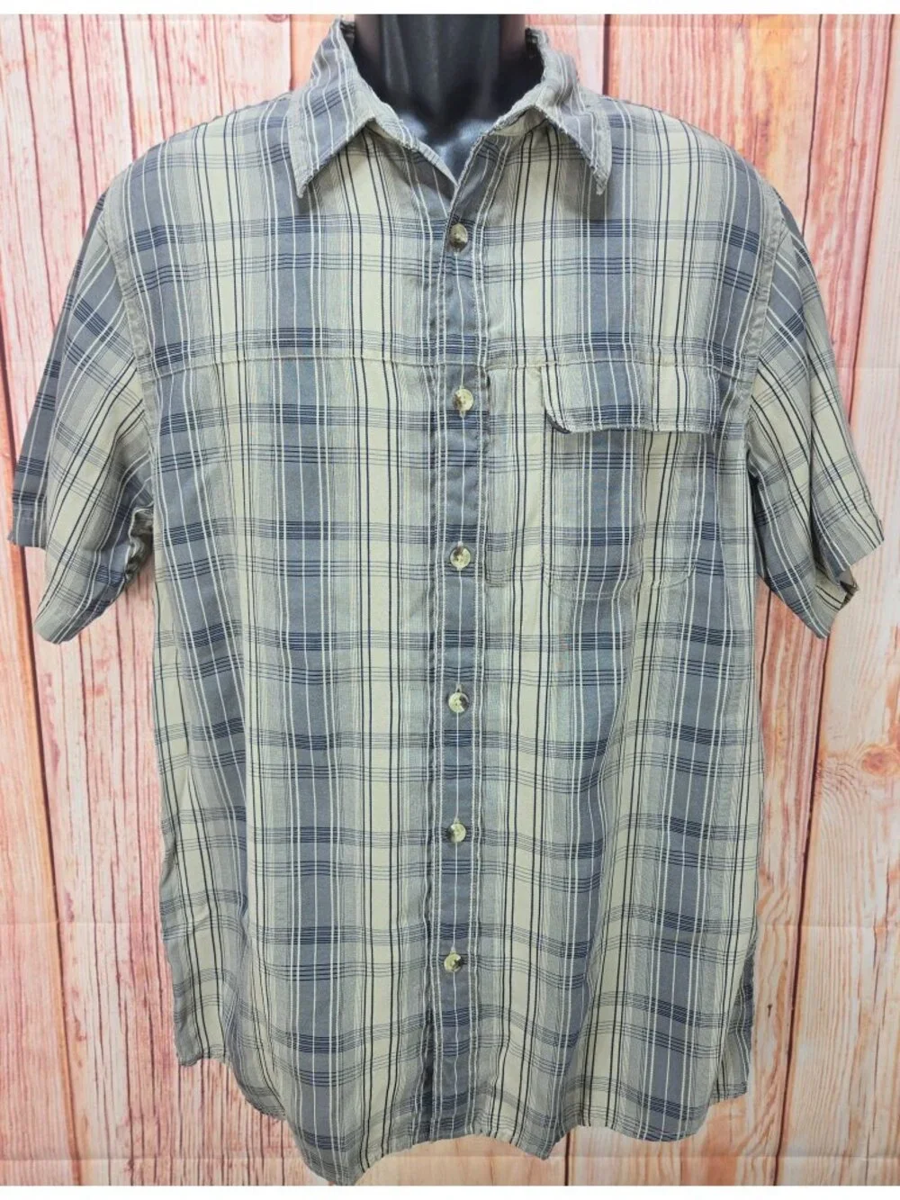The North Face Mens Short Sleeve Plaid Shirt Size Medium